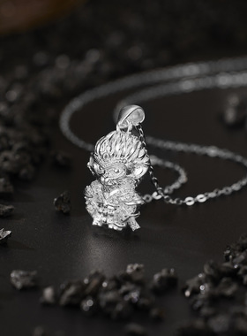 s925纯银镀黄金色黑神话3D立体孙悟空吊坠成魔猴哥斗战胜佛项链子