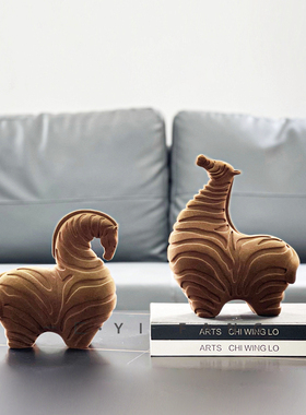 条纹斑马犀牛抽象风书房工艺摆件