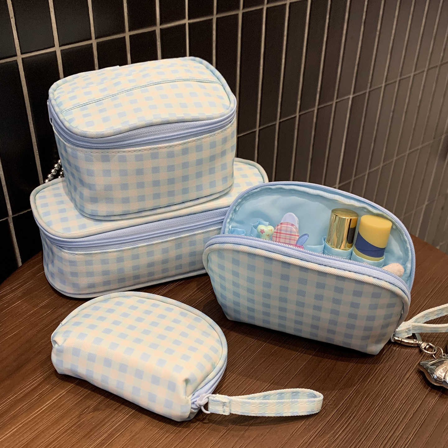 红格化妆包大容量旅行便携洗漱包女士小型随身化妆品化妆刷收纳包,淘宝优惠券,粉丝福利购,淘宝优惠卷