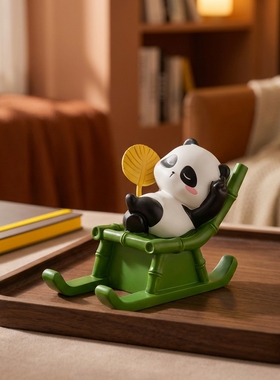 可爱熊猫竹椅桌面收纳摆件