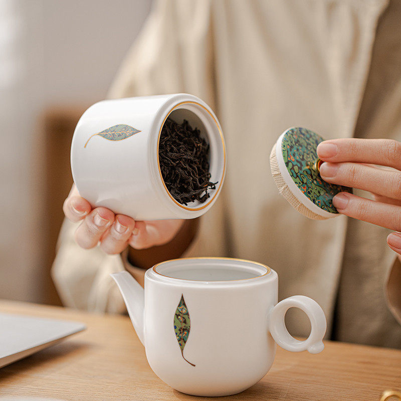 Xiangyu Yueyin travel kung fu tea set small set household teapot ceramic tea cup tea can outdoor portable tea set