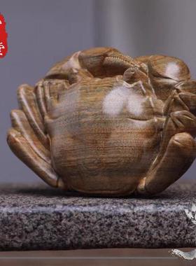 现货批发工艺品绿檀手把件实木螃蟹木质阿根廷木雕摆件