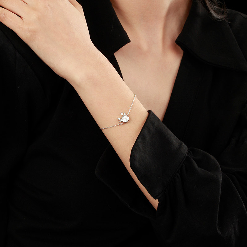 诗美洛一鹿有你d色莫桑石女手链 诗美洛手链