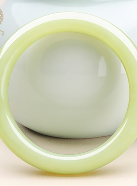 天然和田玉手镯女款黄口平安镯