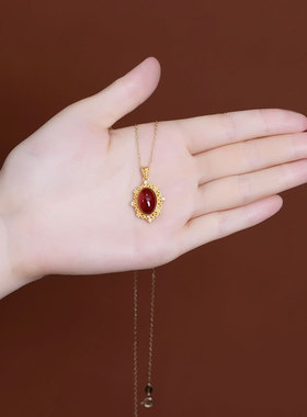 【好运】纯银宫廷石榴和田玉吊坠