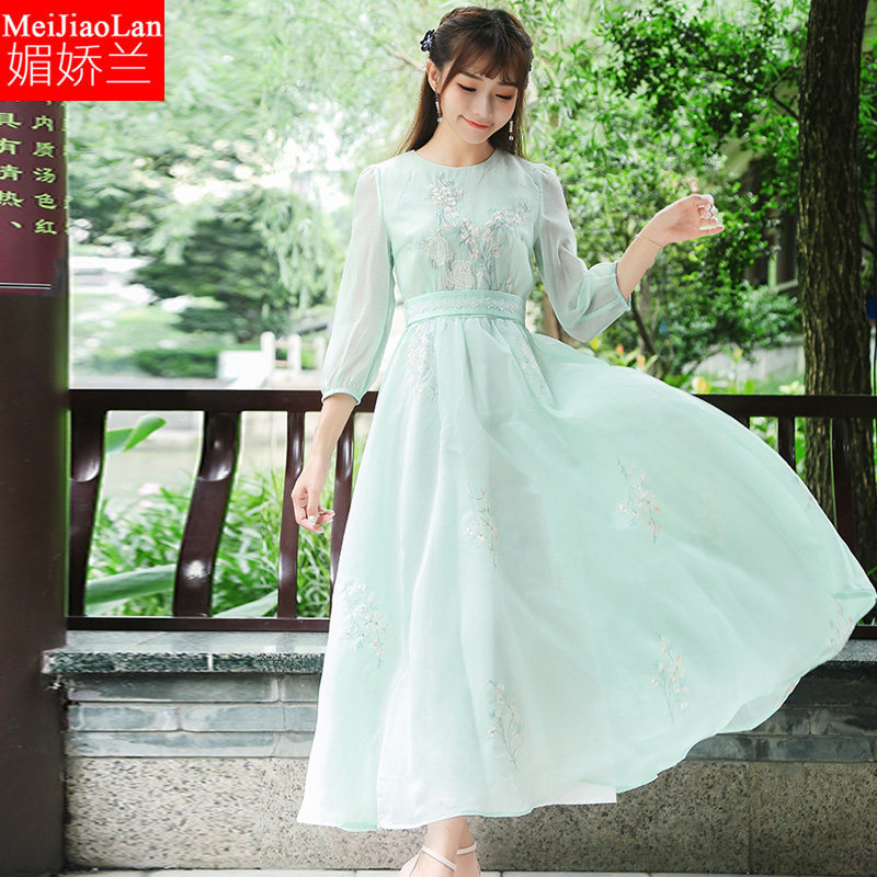 春夏女装复古刺绣花七分袖连衣裙 媚娇兰连衣裙