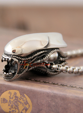 朋克风欧美男士款异形钛钢吊坠