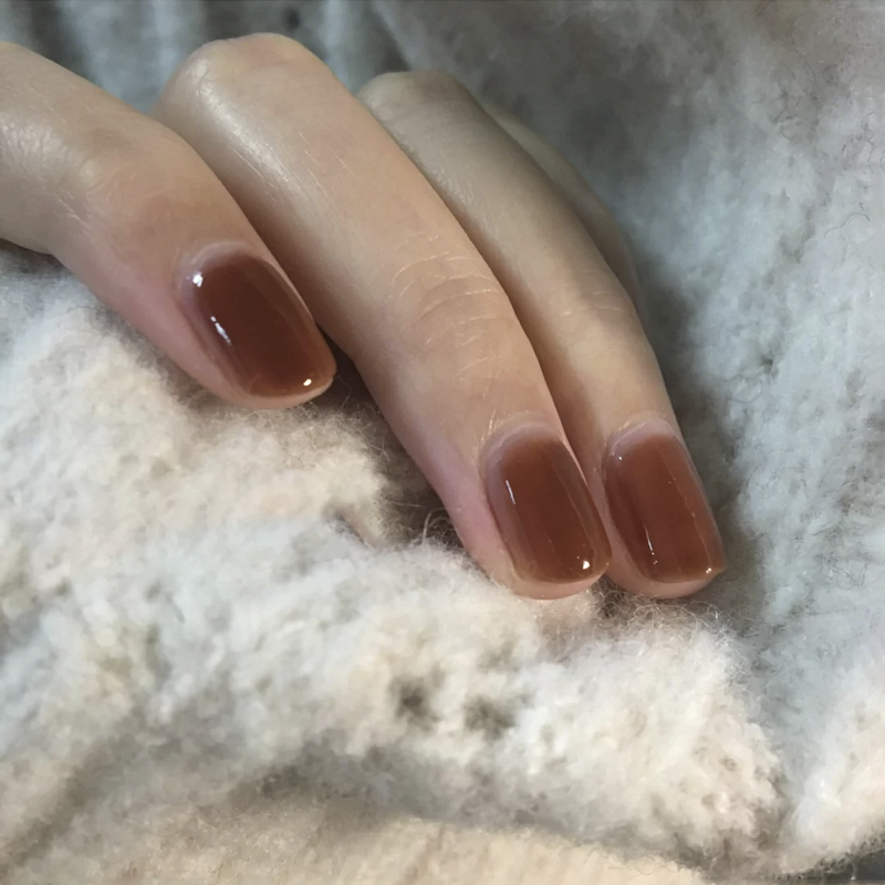 一然化妆品旗舰店琥珀指甲油秋冬色系免烤快干持久年新色孕妇撕拉焦糖太妃糖色1