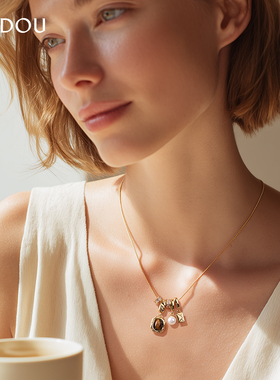 AJIDOU阿吉豆项链女款虎眼石吊坠