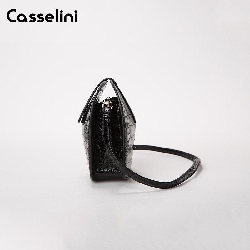 新款日系鳄鱼纹休闲网红女斜挎小包 casselini女士包袋
