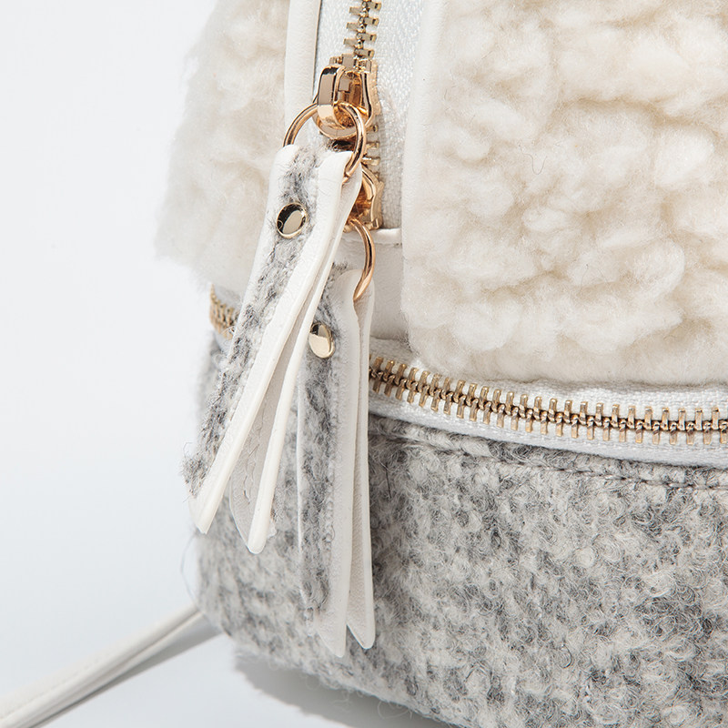 casselini日系可爱毛绒女小包包 casselini女士包袋