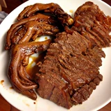 Ароматная ароматная булочка, густое тушеное мясо, тушеная свиная головка, говядина свиная головка, говядина, рассол утки, приправа вкуса