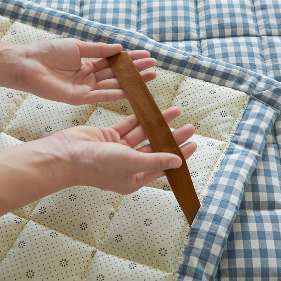 Anti-slip cotton mattress pad