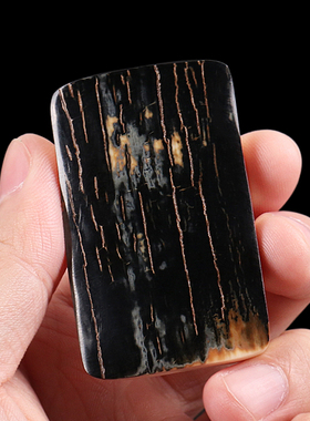 精选原料，质地温润，精工打磨。