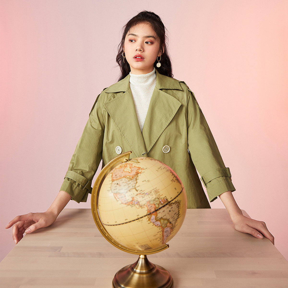 太平鸟短款小矮个子2020春季风衣 太平鸟广仁风衣