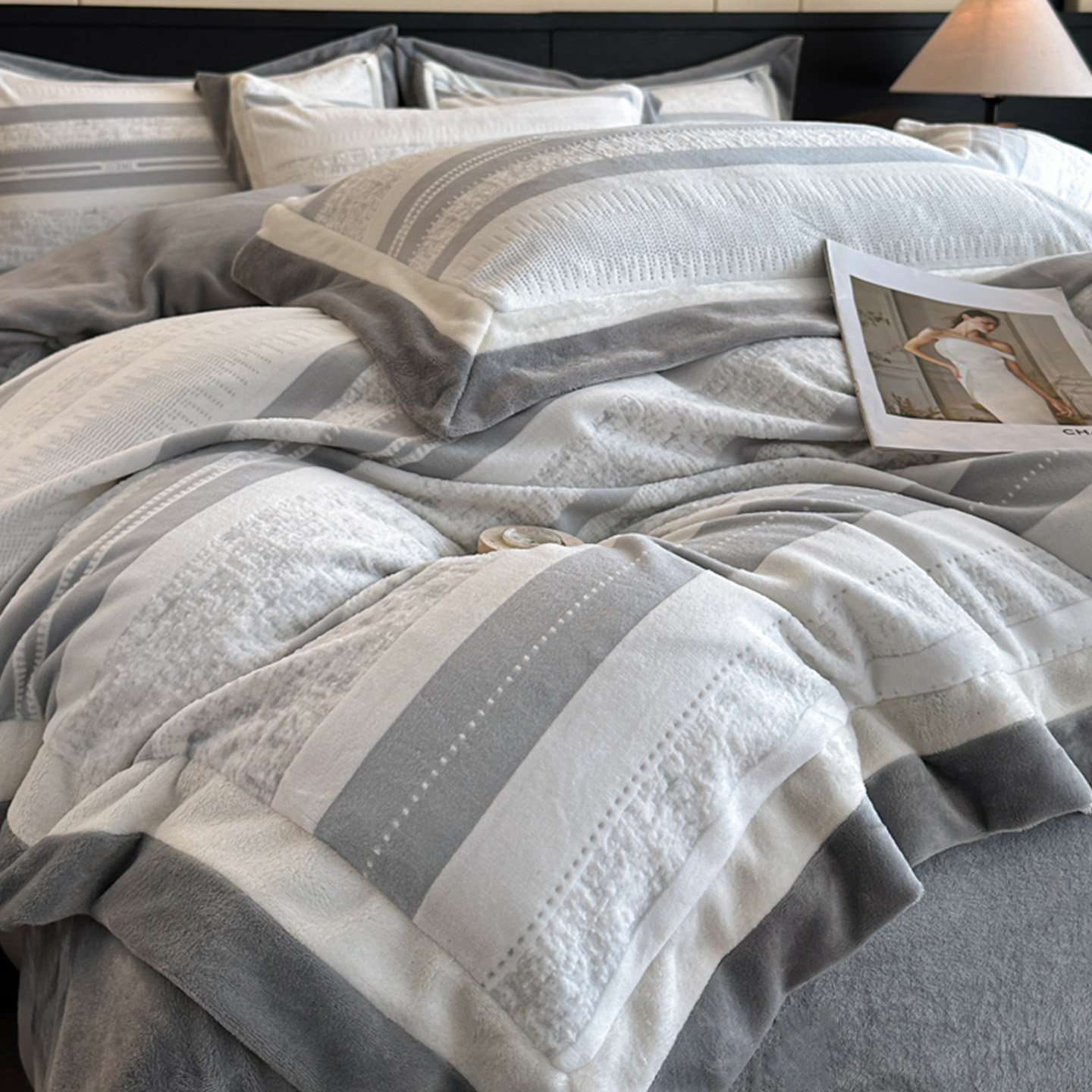 2025新款轻奢高级感雕花绒床上四件套冬季加厚牛奶珊瑚绒被套床单,淘宝优惠券,粉丝福利购,淘宝优惠卷