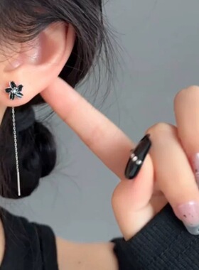 复古黑色樱花耳线女2025新款爆款系简约小众超仙精致耳坠耳饰耳环