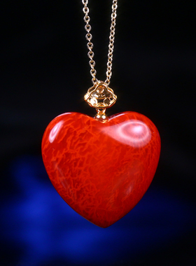 梅林达女南红玛瑙爱心吊坠