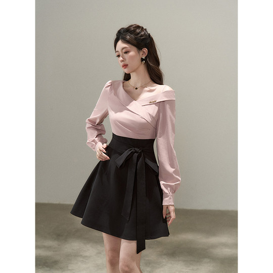 Design-sensual niche fake two-piece v-neck long-sleeved dress