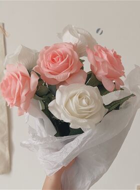 番茄森森*ins情人节摆拍保湿花束