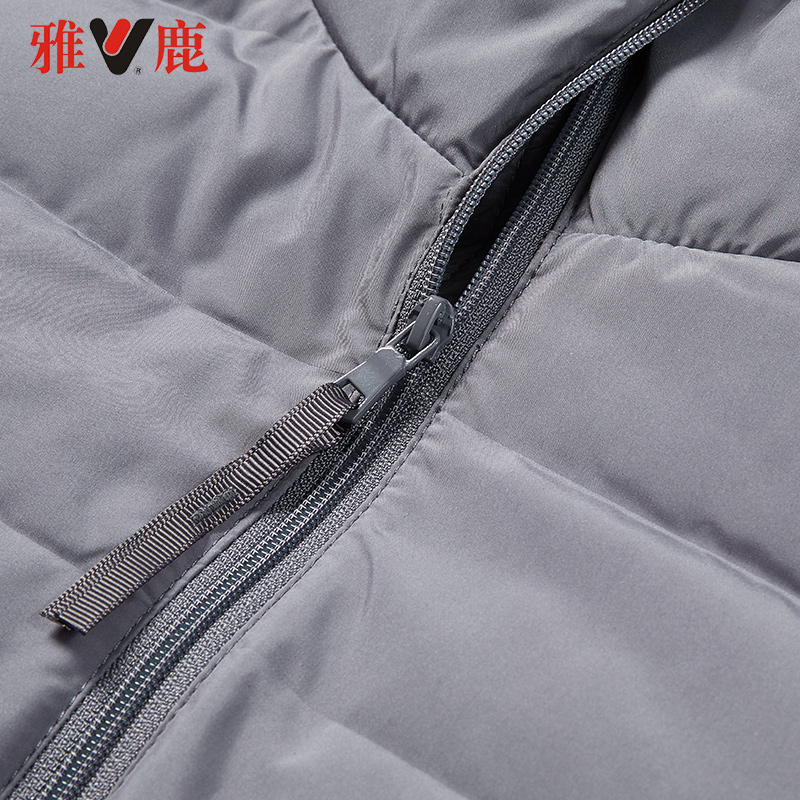雅鹿反季轻薄羽绒服男短款 新款潮轻便连帽男士清仓特卖男款冬 2019 雅鹿反季轻薄羽绒服男短款 新款潮轻便连帽男士清仓特卖男款冬 2019