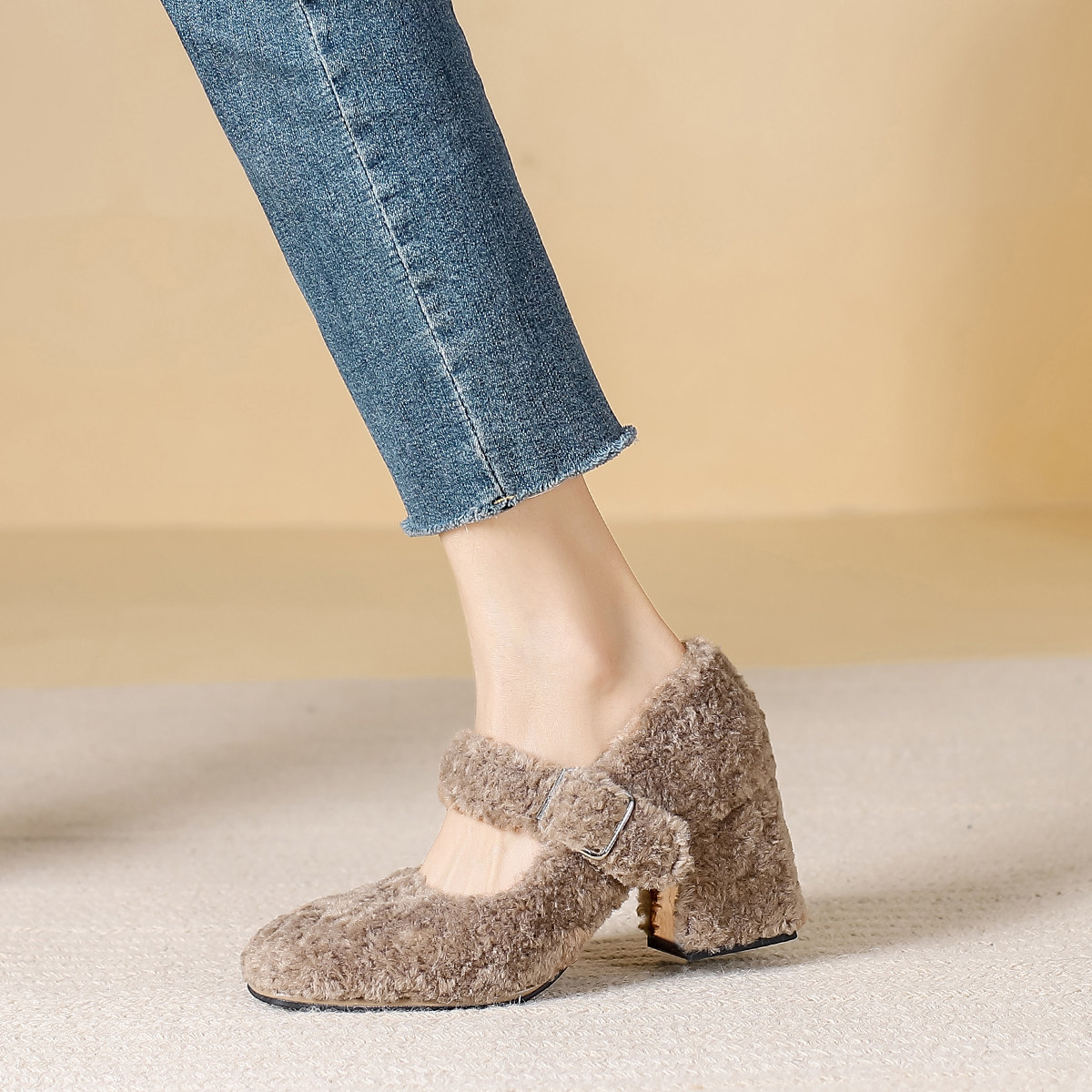 法式白色玛丽珍毛毛鞋冬季加绒高跟棉鞋2025新款仙女温柔单鞋粗跟,淘宝优惠券,粉丝福利购,淘宝优惠卷