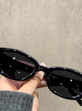 复古猫眼墨镜女2025新款高级感茶色防晒防紫外线开车偏光太阳眼镜