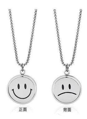 旋转笑脸吊坠百搭钛钢小众项链