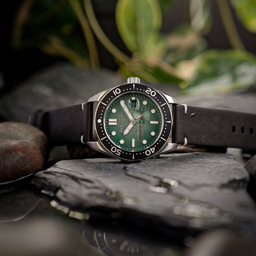 特价|英国SPINNAKER三角帆复古自动机械手表烟熏面夜光水鬼5058 - 图0