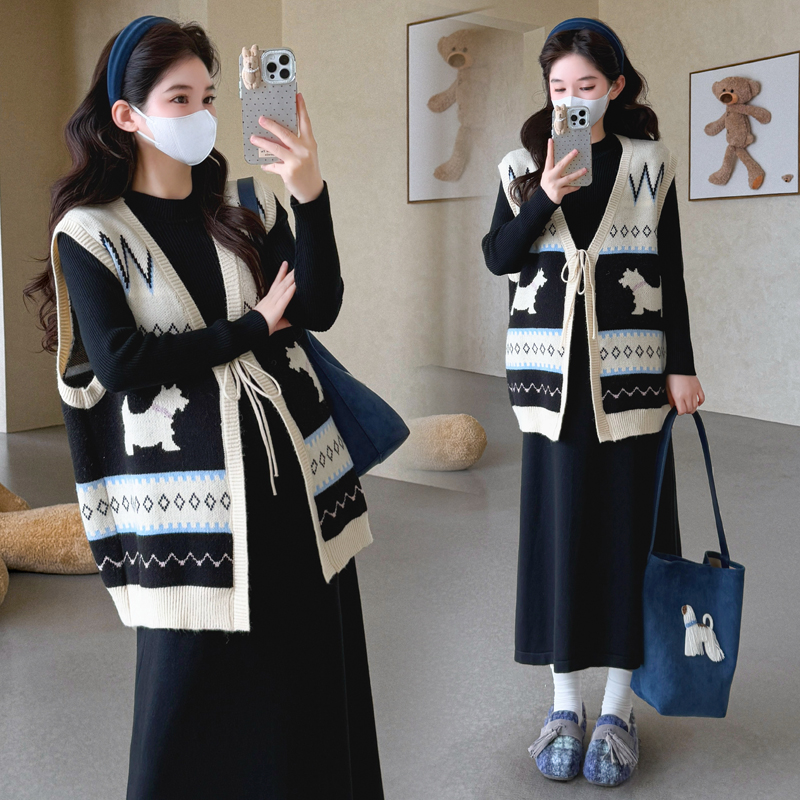 孕妇装秋冬款2025新款套装时尚加厚连衣裙冬季马甲外套上衣两件套 - 图0