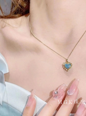 18K黄金欧珀爱心女项链