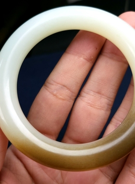 新疆和田玉糖羊脂白玉半糖半白黄糖胖圆条手镯女款