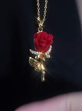 2026年新款小众设计感复古红色玫瑰花项链简约百搭项链个性时尚