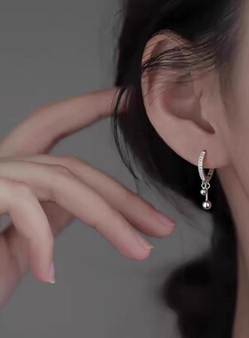 s925银针双球耳环小众设计感