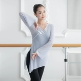 Классическая современная этническая спортивная одежда для йоги