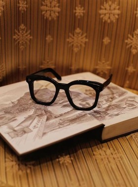 H.D.H.Q【Buyer series】买手系列-VIFIACION大框型眉框墨镜