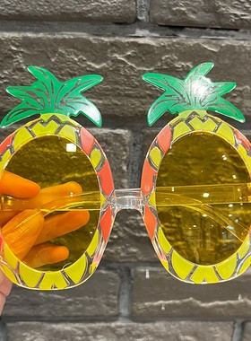 少女夏威夷风情夏日水果酒杯眼镜派对沙滩舞会party搞怪造型墨镜