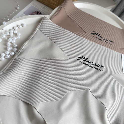 2025冬季新款高腰女内裤高档强力收腹蜜桃提臀无痕纯棉抗菌塑形裤 - 图0