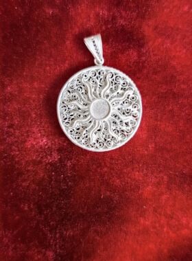 贵州民族风饰品纯手工苗银毛衣链项坠掐花丝编丝太阳鼓项链男女款