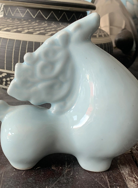 陶瓷骏马摆件手工影青瓷工艺品瓷器一马当先办公室桌面装饰马摆设