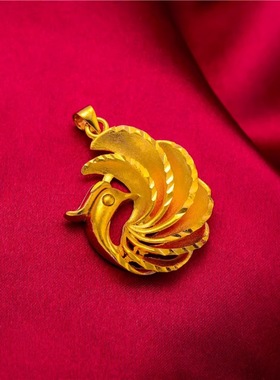 传统中式祥瑞风金色凤凰吊坠项链羽翼舒展的凤凰造型搭配古典