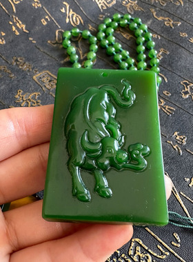 豁达客玉石大水牛项链牛气冲天