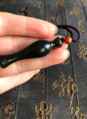 豁达客男女和田玉观音玉瓶挂件