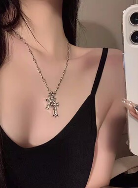十字架长款项链女生轻奢小众设计感甜酷锁骨链银色欧美颈链配饰夏