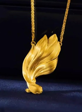 新中式锦鲤吊坠国风招财转运18k色挂坠锁骨链百搭时尚吉祥配饰女