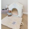 Carrying bay window mat with cream style removable and washable when going out