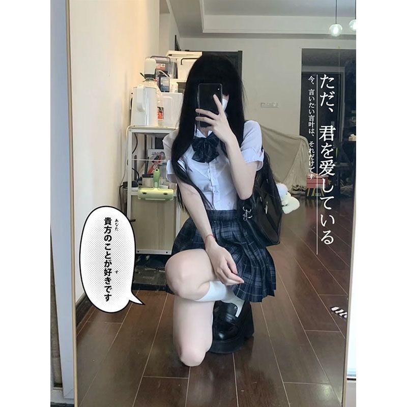 甜辣学院风jk制服套装收腰衬衫上衣女设计感小众修身显瘦辣妹衬衣