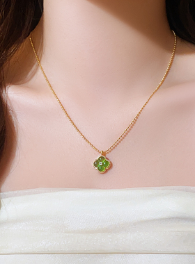 绿色四叶草吊坠项链高级感配饰