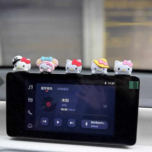 Hellokitty car decoration cartoon hello kitty universal screen tesla xiaomi center console car ornaments