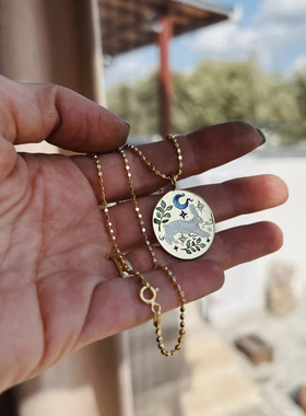 【现货】新款手工彩绘滴油兔子元素椭圆塔罗牌项链 钛钢电镀18K金